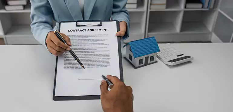 Why Sell Your Wholesale Assignment Contract to Us in Tampa, FL?
