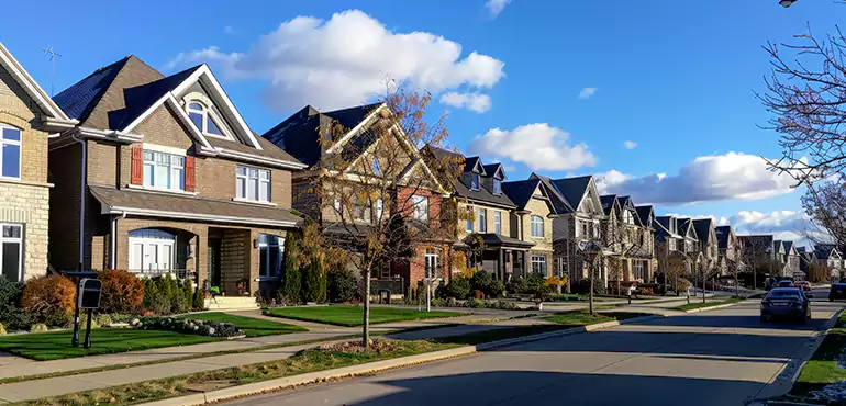 Why Choose Us for Selling Your Foreclosed House in Tampa, FL?